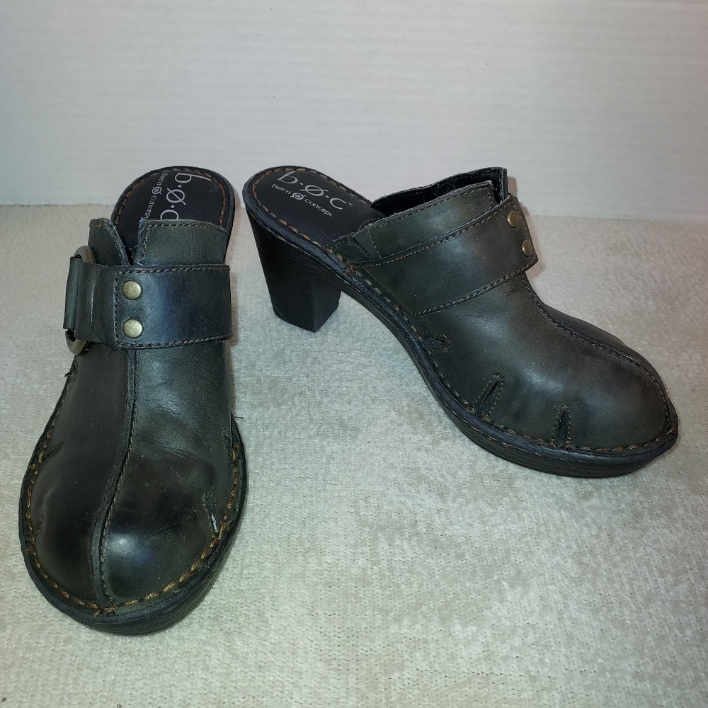 B.O.C. Born Concept Heeled Dark Gray Leather Mules size 9